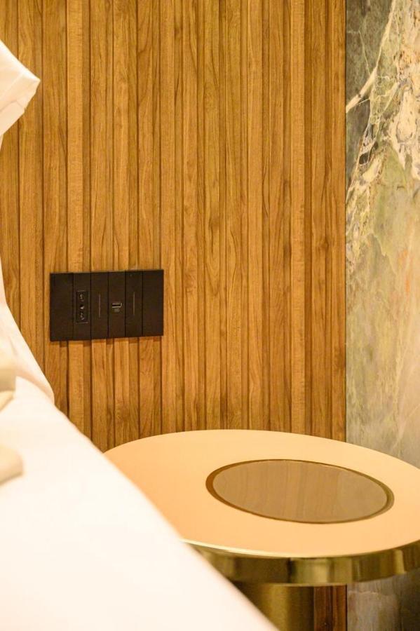 Luxury Suite Napoli Zewnętrze zdjęcie