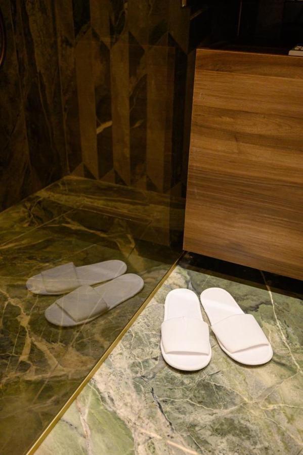Luxury Suite Napoli Zewnętrze zdjęcie